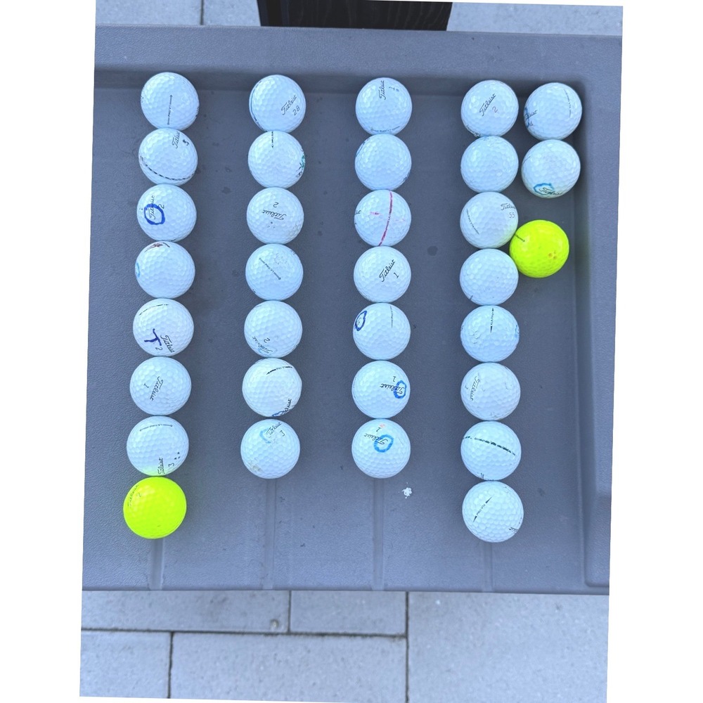 Titleist Golf Balls Mixed Lot of 33 Pro V1 / Pro V1x White & Yellow.